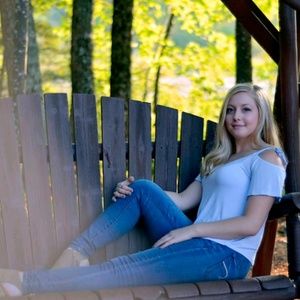 Meet your Posher, Cydney